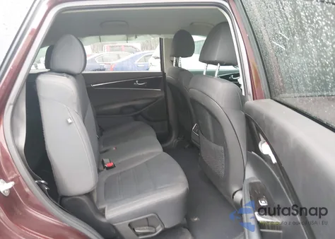 2020 Kia Sorento 3.3L Lx z USA, uszkodzony, nr VIN 5XYPG4A52LG611822